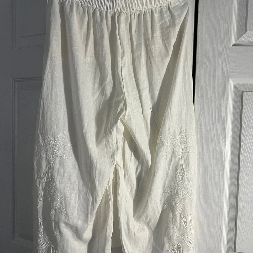 Calypso St. Barth White Cropped Pants - Picture 8 of 12